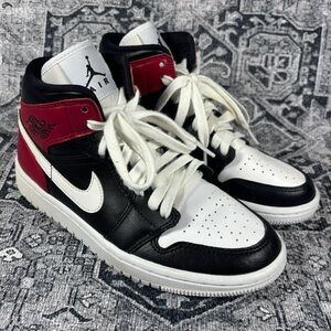 The Air Jordan 1 Mid Noble Red Black White BQ6472-016 Women's Size 6
